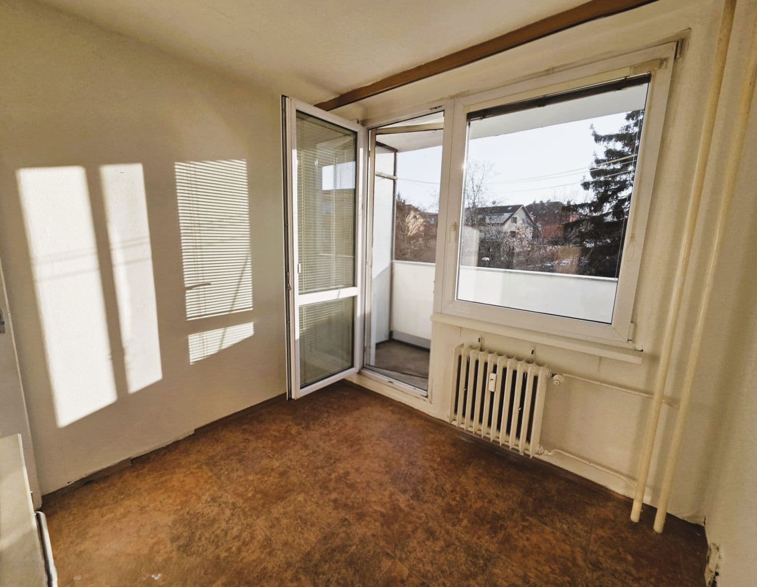 Prodej bytu 3+1 64 m², Křenická, Praha, Praha Prodej bytu 3+1 64 m², Křenická, Praha, Praha