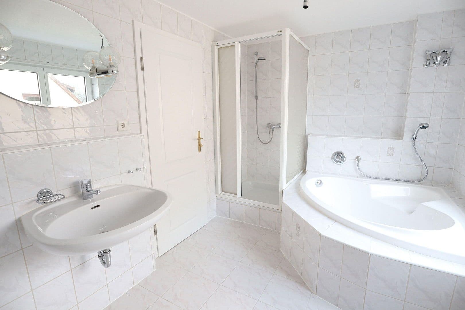 Pronájem domu 120 m², pozemek 285 m², Berlin, Berlín Pronájem domu 120 m², pozemek 285 m², Berlin, Berlín