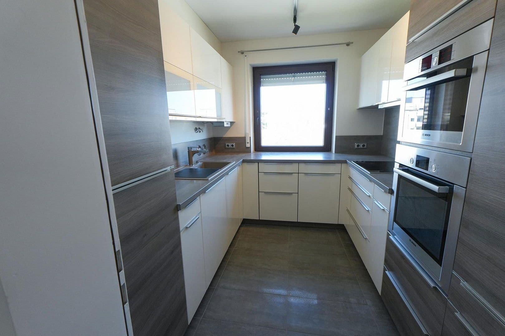 Prodej bytu 3+1 82 m², Derchinger Straße 59b, Augsburg Lechhausen, Bavorsko Prodej bytu 3+1 82 m², Derchinger Straße 59b, Augsburg Lechhausen, Bavorsko