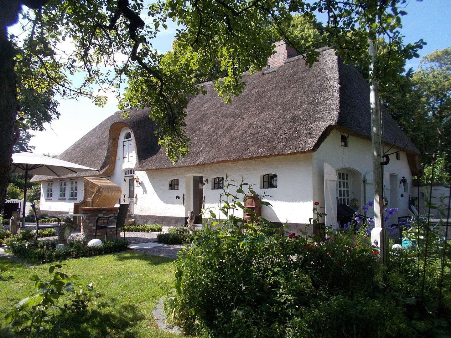 Prodej domu 129 m², pozemek 1.021 m², Schlossbergstraße 6, Stadum, Šlesvicko-Holštýnsko Prodej domu 129 m², pozemek 1.021 m², Schlossbergstraße 6, Stadum, Šlesvicko-Holštýnsko