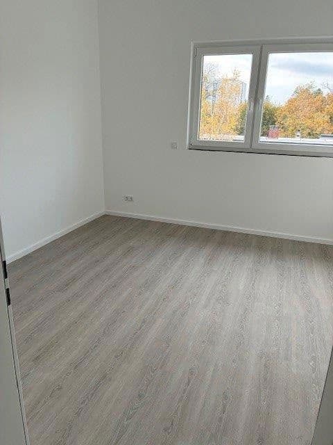 Pronájem bytu 2+1 54 m², Donnersbergstr. 33, Frankfurt, Hessen Pronájem bytu 2+1 54 m², Donnersbergstr. 33, Frankfurt, Hessen