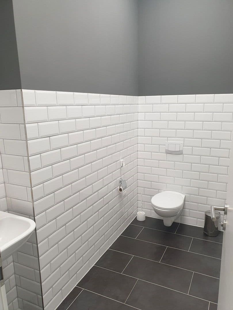 Pronájem nebytového prostoru 297 m², Pinneberstraße 155, Ellerbek, Šlesvicko-Holštýnsko Pronájem nebytového prostoru 297 m², Pinneberstraße 155, Ellerbek, Šlesvicko-Holštýnsko