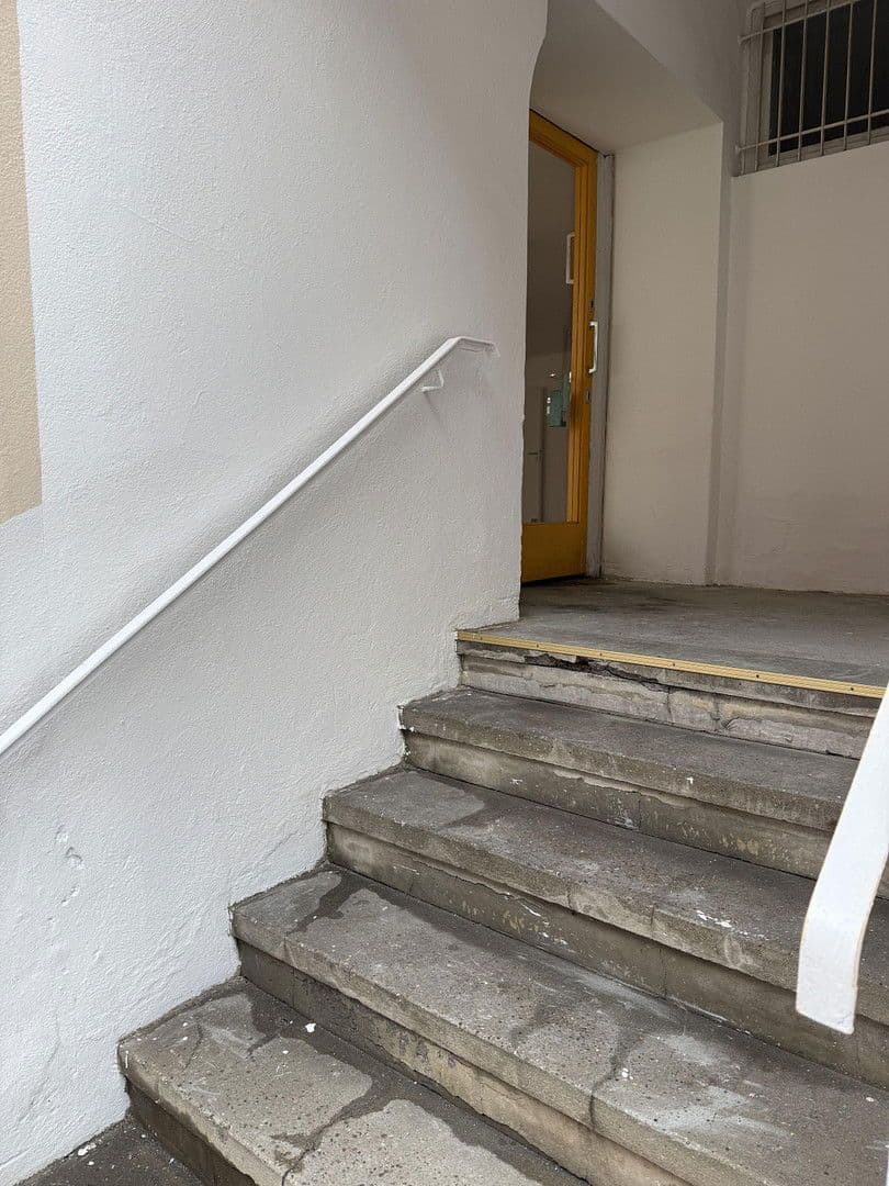 Pronájem nebytového prostoru 136 m², Spitalstrasse 17, Ellwangen (Jagst), Bádensko-Württembersko Pronájem nebytového prostoru 136 m², Spitalstrasse 17, Ellwangen (Jagst), Bádensko-Württembersko