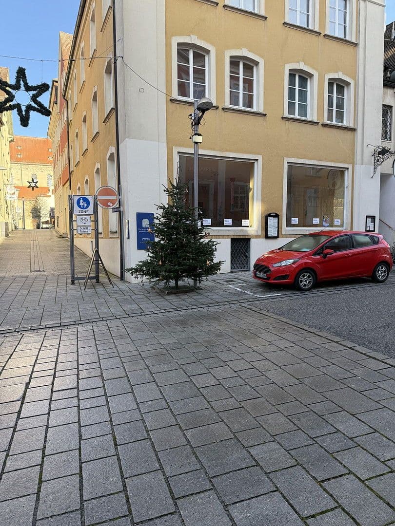 Pronájem nebytového prostoru 136 m², Spitalstrasse 17, Ellwangen (Jagst), Bádensko-Württembersko Pronájem nebytového prostoru 136 m², Spitalstrasse 17, Ellwangen (Jagst), Bádensko-Württembersko