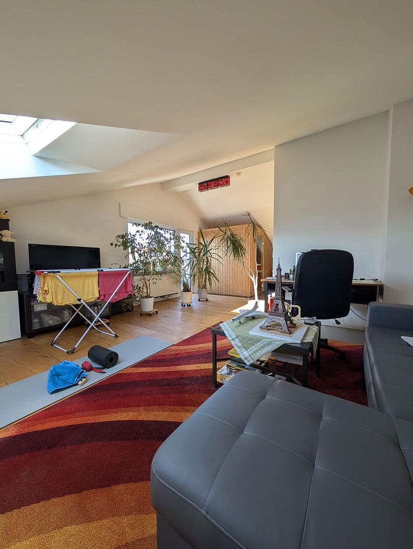 Prodej domu 188 m², pozemek 222 m², Leonberg, Bádensko-Württembersko Prodej domu 188 m², pozemek 222 m², Leonberg, Bádensko-Württembersko