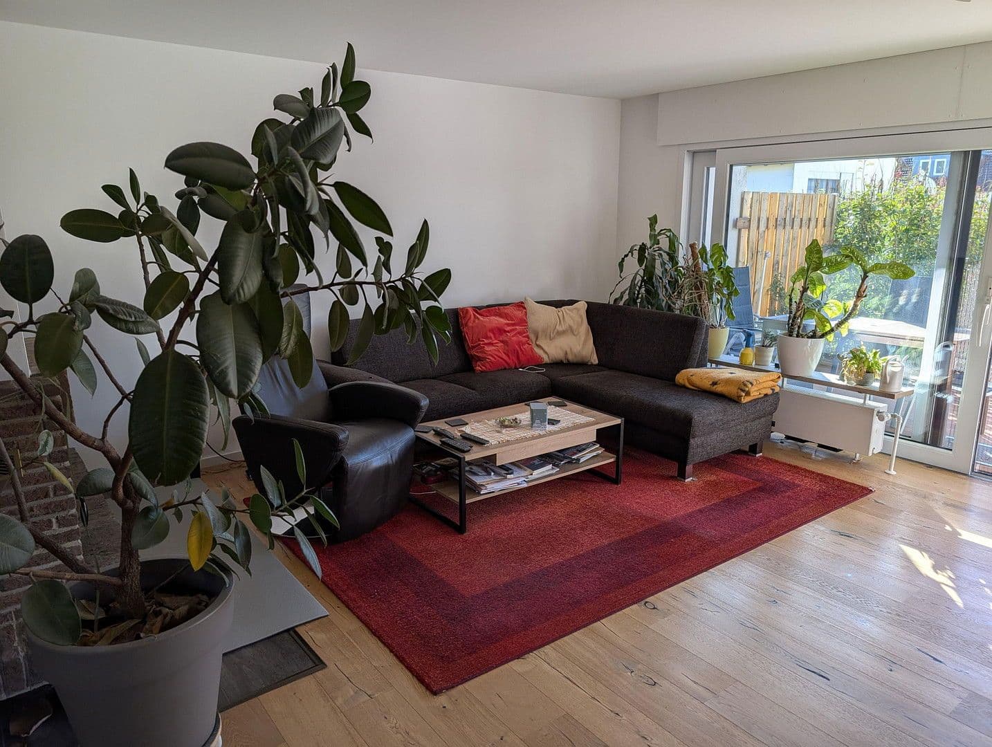 Prodej domu 188 m², pozemek 222 m², Leonberg, Bádensko-Württembersko Prodej domu 188 m², pozemek 222 m², Leonberg, Bádensko-Württembersko