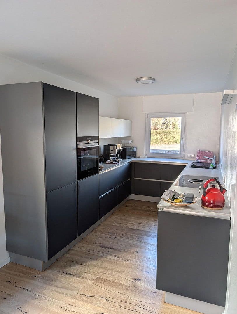 Prodej domu 188 m², pozemek 222 m², Leonberg, Bádensko-Württembersko Prodej domu 188 m², pozemek 222 m², Leonberg, Bádensko-Württembersko