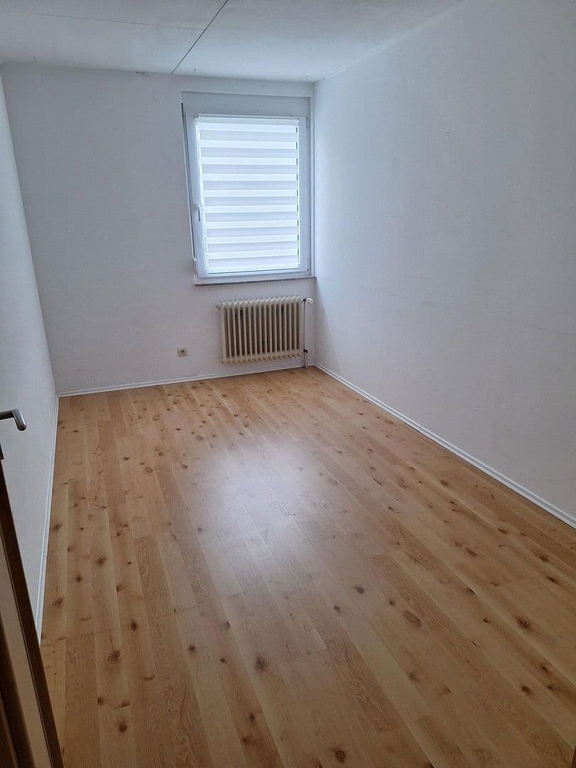 Pronájem bytu 4+kk 138 m², Tuttlingen, Bádensko-Württembersko Pronájem bytu 4+kk 138 m², Tuttlingen, Bádensko-Württembersko