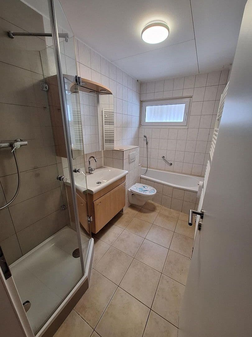 Pronájem bytu 4+kk 138 m², Tuttlingen, Bádensko-Württembersko Pronájem bytu 4+kk 138 m², Tuttlingen, Bádensko-Württembersko