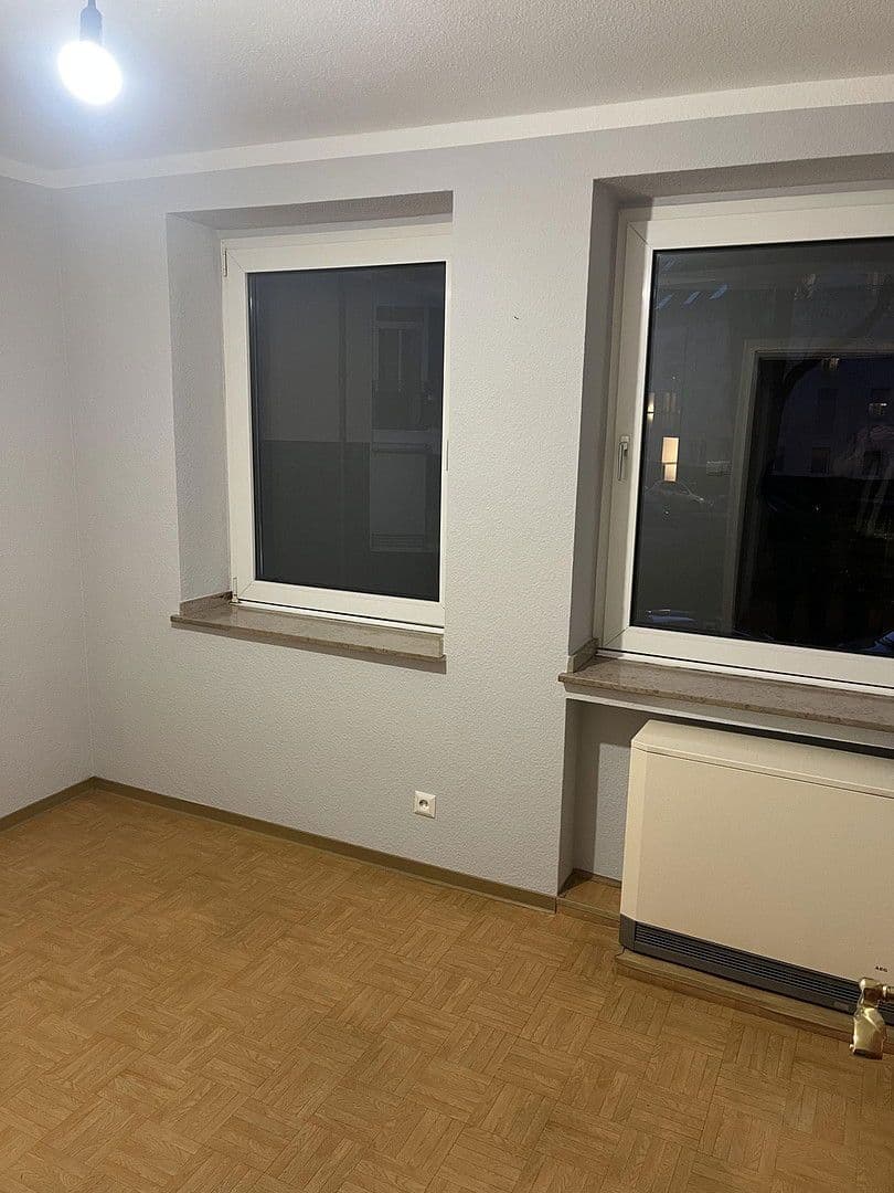 Pronájem bytu 3+1 65 m², Weststraße 25, Düsseldorf, Severní Porýní-Vestfálsko Pronájem bytu 3+1 65 m², Weststraße 25, Düsseldorf, Severní Porýní-Vestfálsko