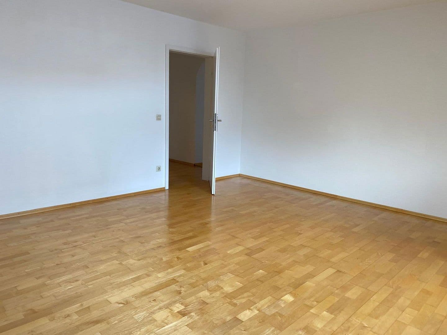 Prodej bytu 6+1 220 m², Lehenstr. 25, Donaueschingen, Bádensko-Württembersko Prodej bytu 6+1 220 m², Lehenstr. 25, Donaueschingen, Bádensko-Württembersko