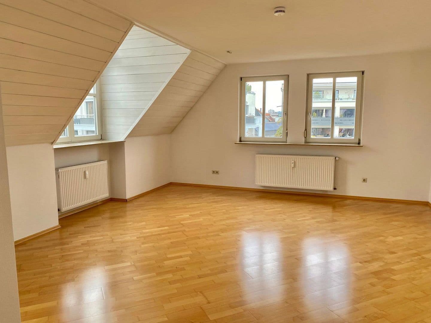 Prodej bytu 6+1 220 m², Lehenstr. 25, Donaueschingen, Bádensko-Württembersko Prodej bytu 6+1 220 m², Lehenstr. 25, Donaueschingen, Bádensko-Württembersko