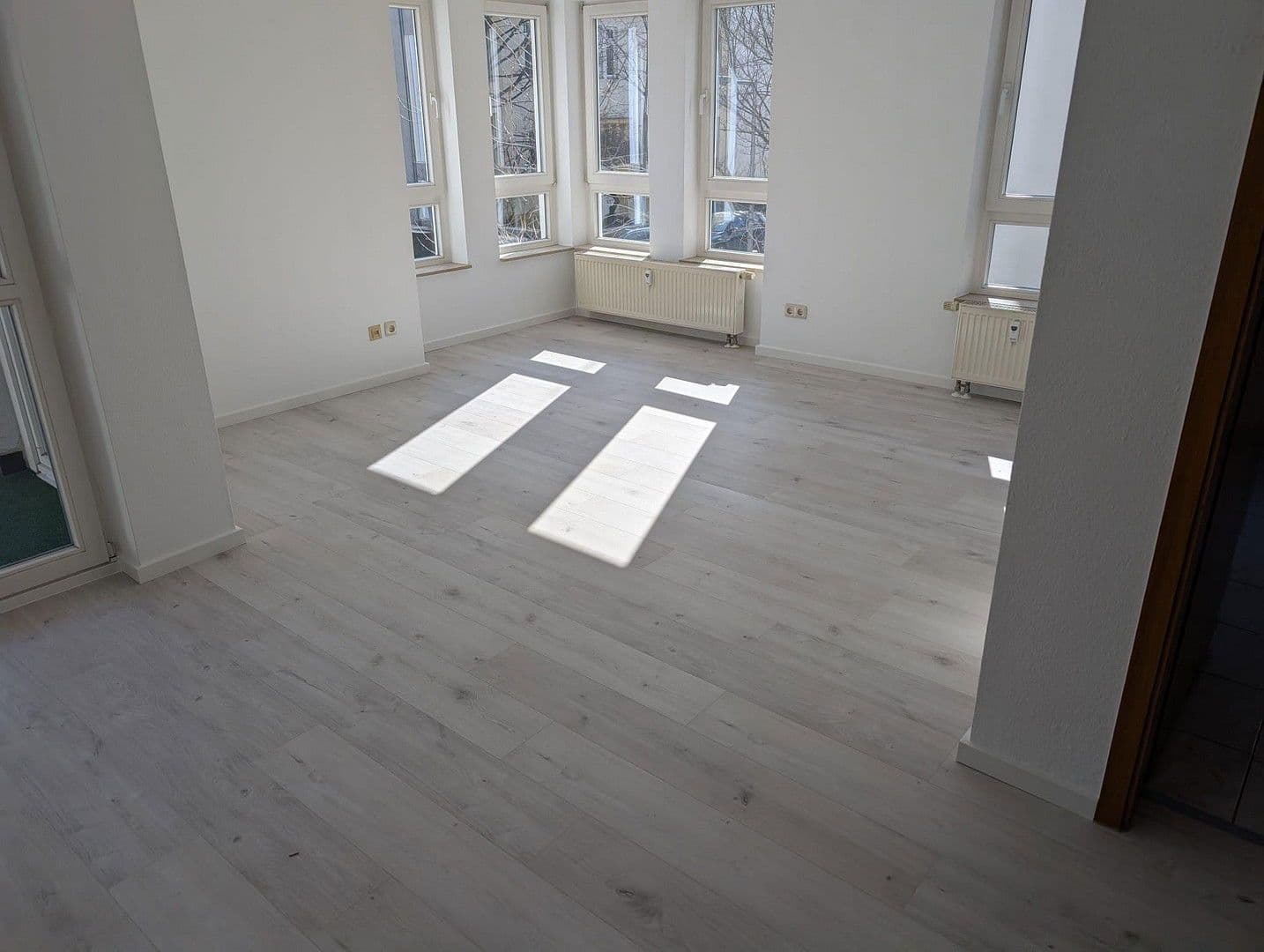 Pronájem bytu 2+1 60 m², Weseler Str. 11A, Berlin, Berlín Pronájem bytu 2+1 60 m², Weseler Str. 11A, Berlin, Berlín