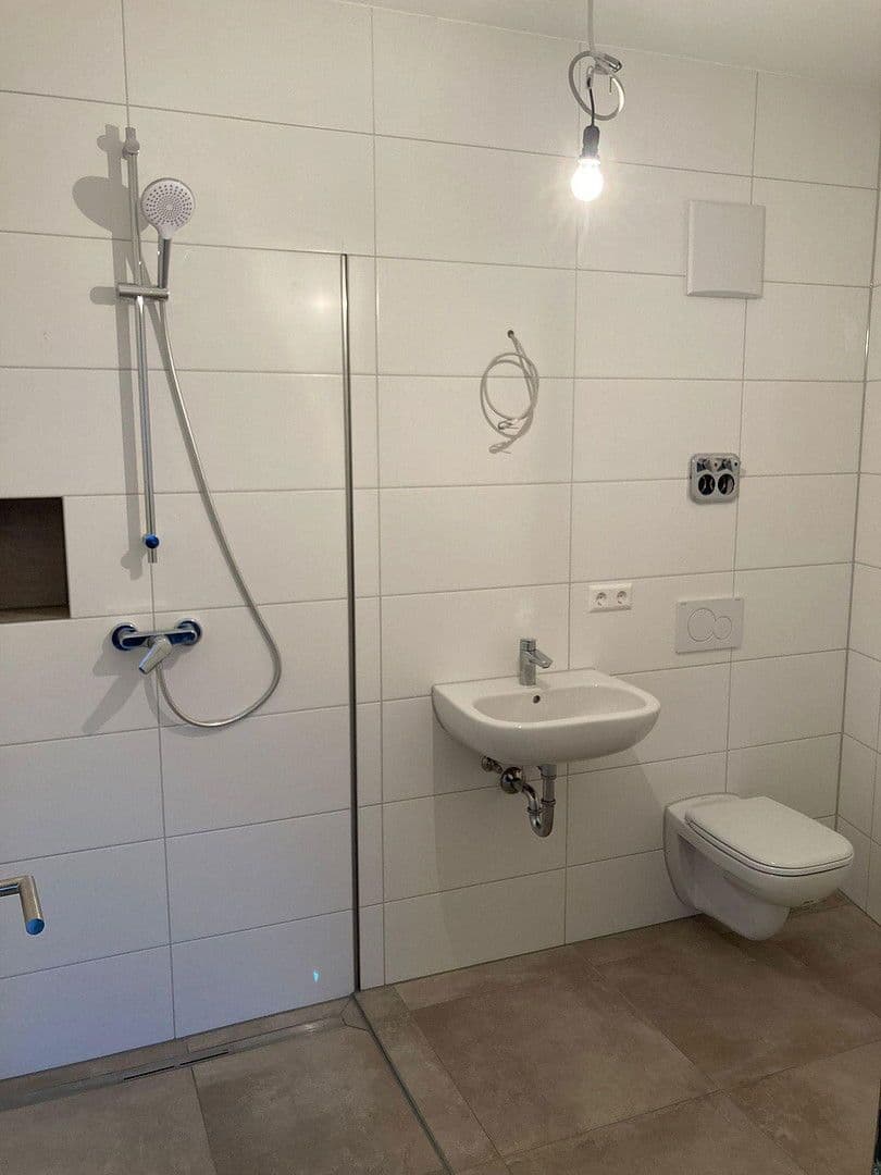 Pronájem bytu 2+kk 59 m², Eberstadt, Bádensko-Württembersko Pronájem bytu 2+kk 59 m², Eberstadt, Bádensko-Württembersko