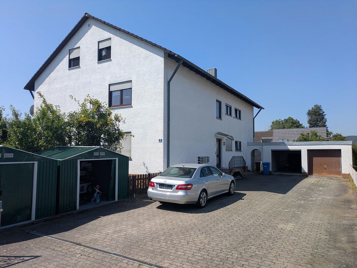 Prodej domu 339 m², pozemek 1.077 m², Schwanenstraße 3, Kelheim, Bavorsko Prodej domu 339 m², pozemek 1.077 m², Schwanenstraße 3, Kelheim, Bavorsko