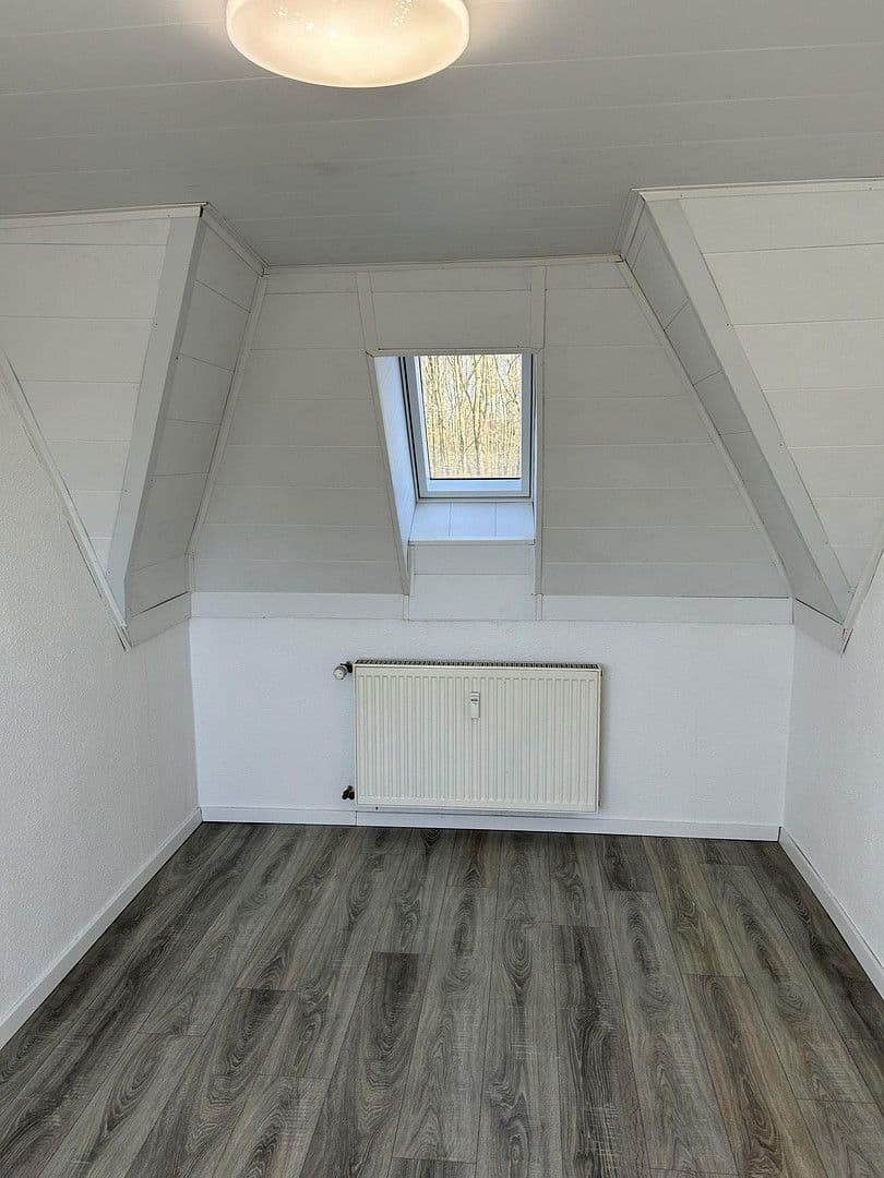 Pronájem bytu 3+1 74 m², Kerpen, Severní Porýní-Vestfálsko Pronájem bytu 3+1 74 m², Kerpen, Severní Porýní-Vestfálsko