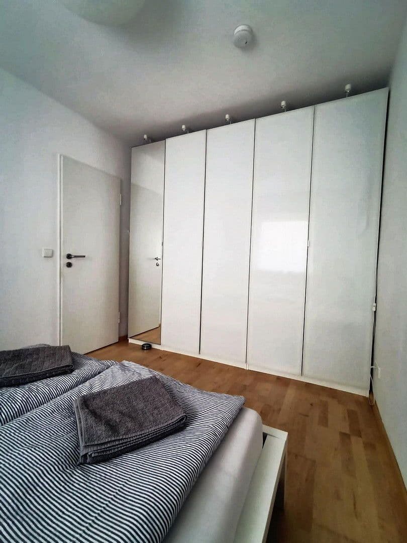 Pronájem bytu 2+1 49 m², Mannheim, Bádensko-Württembersko Pronájem bytu 2+1 49 m², Mannheim, Bádensko-Württembersko