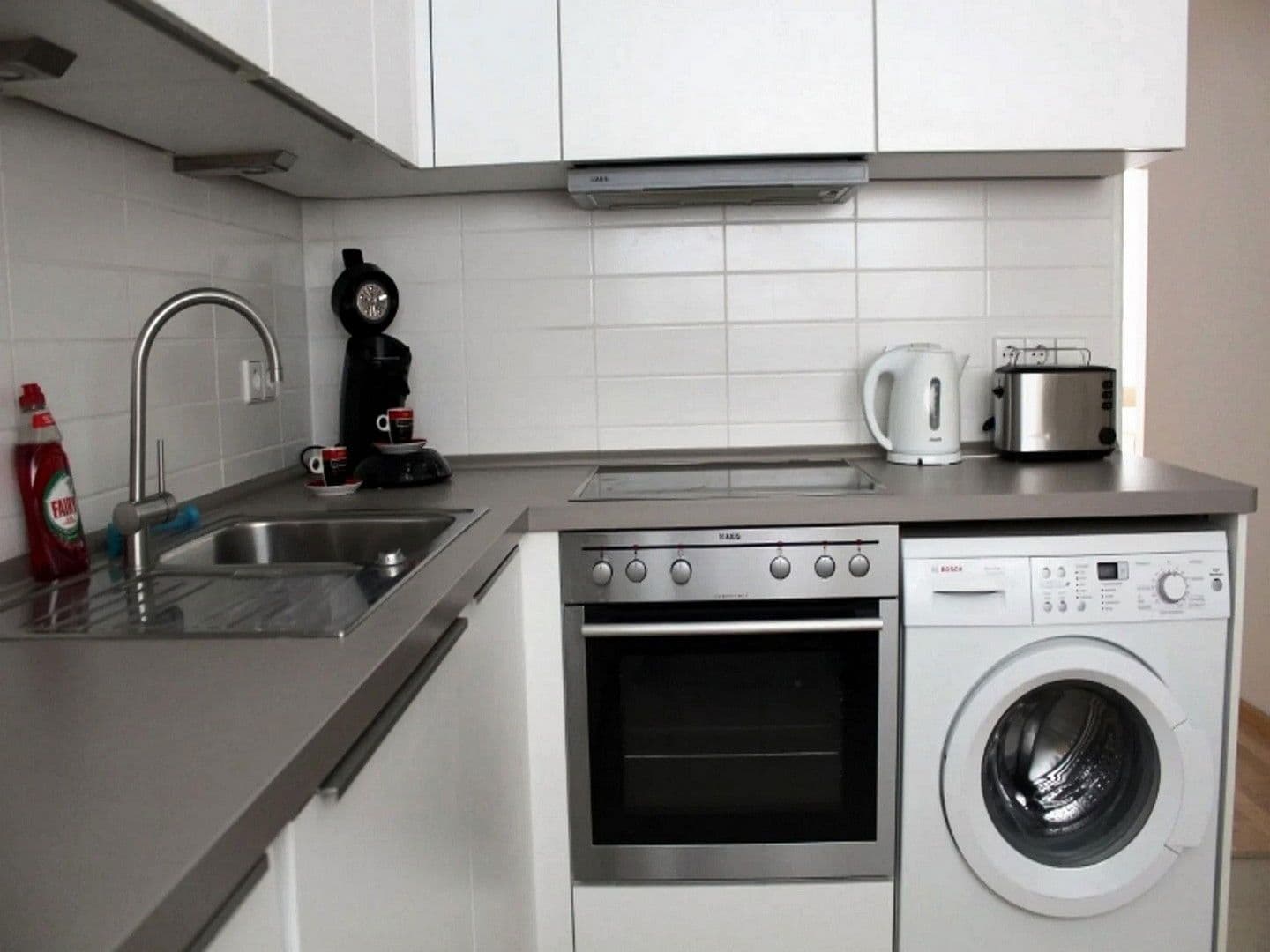 Pronájem bytu 2+1 49 m², Mannheim, Bádensko-Württembersko Pronájem bytu 2+1 49 m², Mannheim, Bádensko-Württembersko