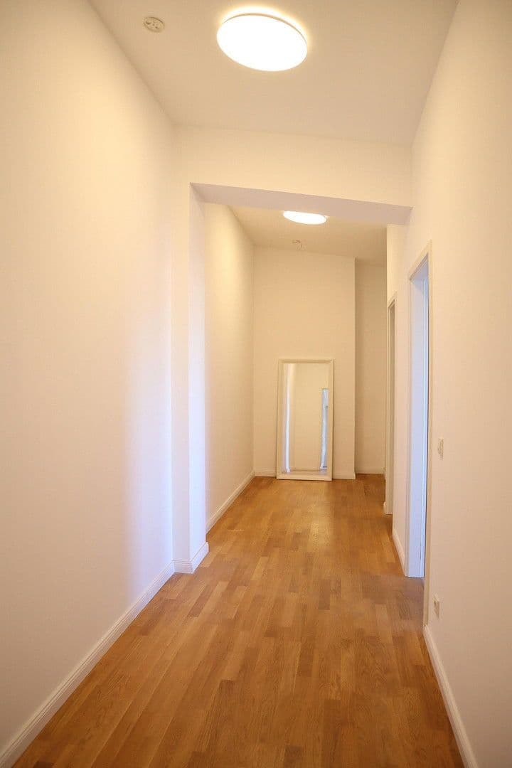 Pronájem bytu 3+1 119 m², Berlin, Berlín Pronájem bytu 3+1 119 m², Berlin, Berlín