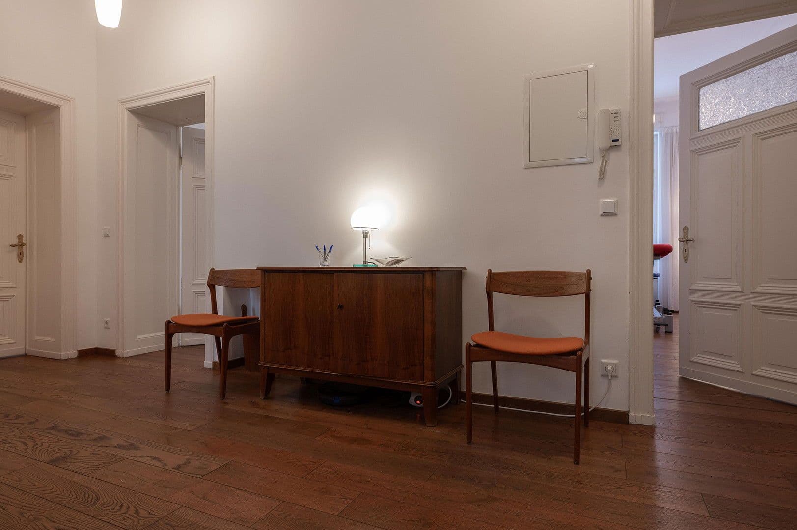 Prodej kanceláře 94 m², Erich-Weinert-Str. 5, Berlin, Berlín Prodej kanceláře 94 m², Erich-Weinert-Str. 5, Berlin, Berlín