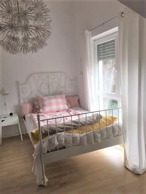 Pronájem domu 172 m², pozemek 325 m², Schneemannstrasse 0, München, Bavorsko Pronájem domu 172 m², pozemek 325 m², Schneemannstrasse 0, München, Bavorsko