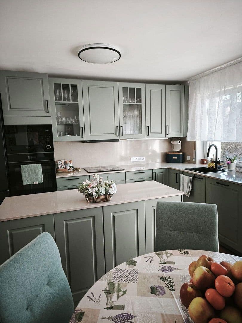 Prodej bytu 3+1 82 m², Laufenburg (Baden), Bádensko-Württembersko Prodej bytu 3+1 82 m², Laufenburg (Baden), Bádensko-Württembersko