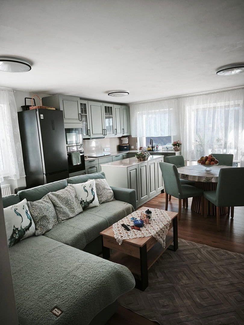 Prodej bytu 3+1 82 m², Laufenburg (Baden), Bádensko-Württembersko Prodej bytu 3+1 82 m², Laufenburg (Baden), Bádensko-Württembersko