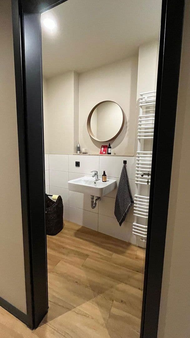 Pronájem kanceláře 155 m², Friedrich Ebert Strasse, Eisenberg, Durynsko Pronájem kanceláře 155 m², Friedrich Ebert Strasse, Eisenberg, Durynsko