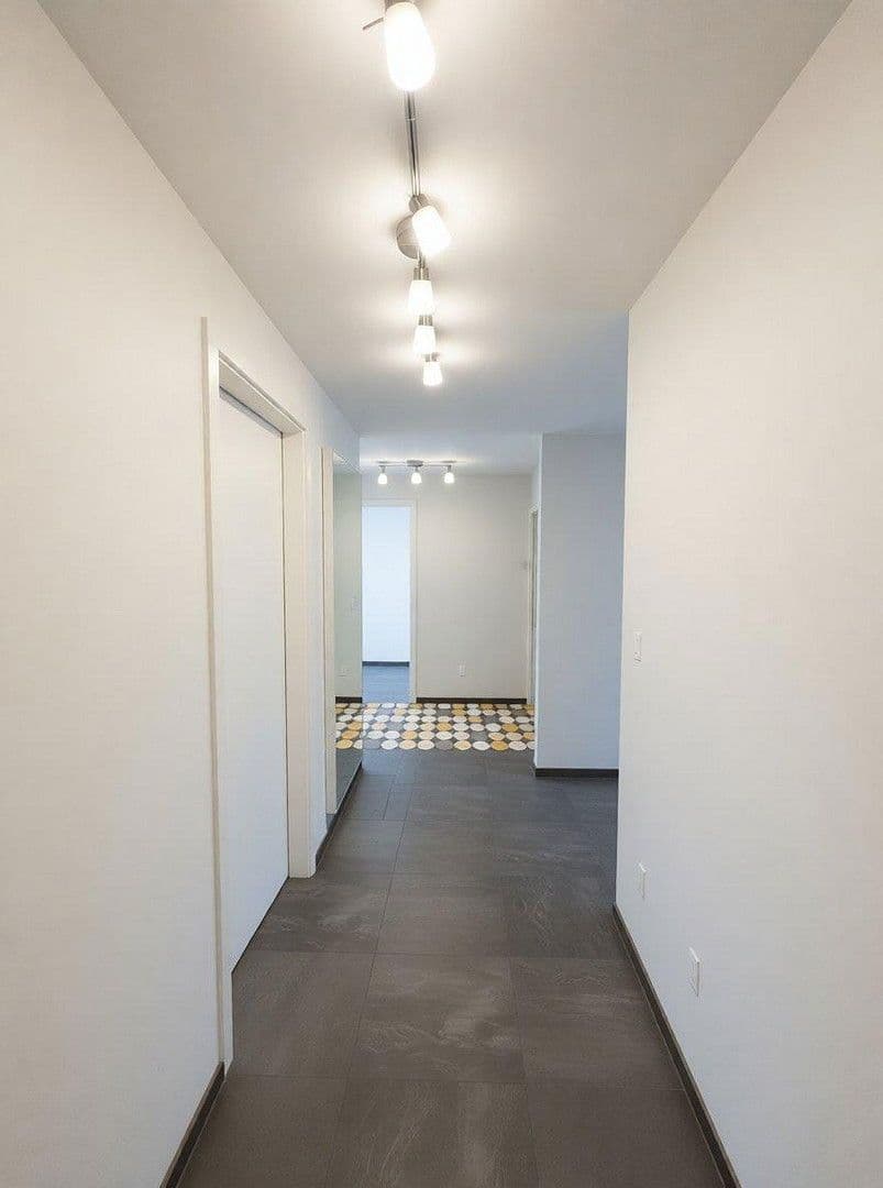 Prodej bytu 4+1 114 m², Dettinger Straße 85, Kirchheim unter Teck, Bádensko-Württembersko Prodej bytu 4+1 114 m², Dettinger Straße 85, Kirchheim unter Teck, Bádensko-Württembersko