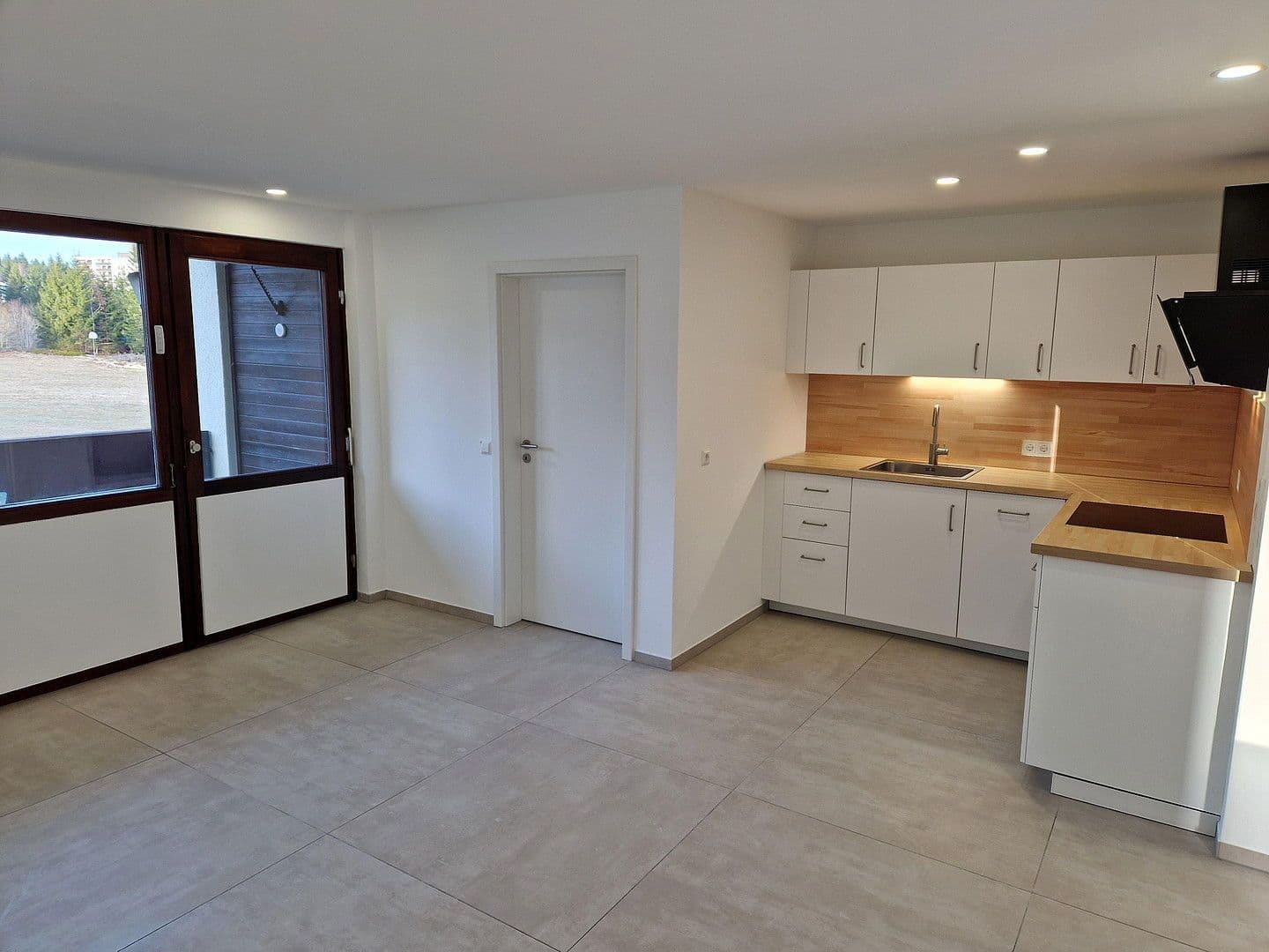 Pronájem bytu 3+1 50 m², Freudenstadt, Bádensko-Württembersko Pronájem bytu 3+1 50 m², Freudenstadt, Bádensko-Württembersko