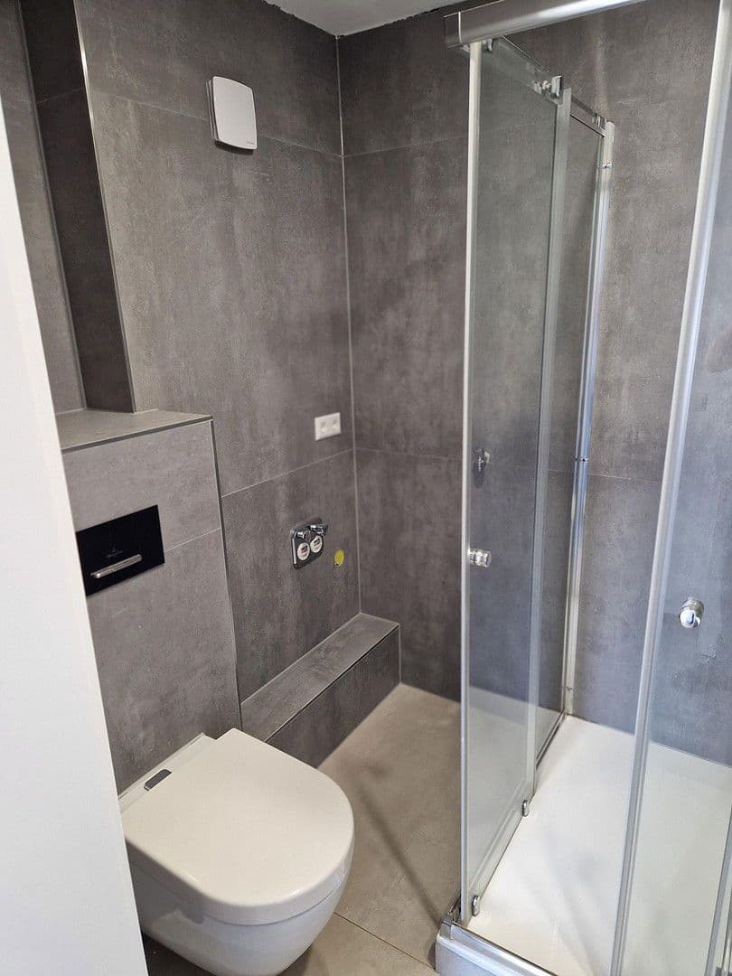 Pronájem bytu 3+1 50 m², Freudenstadt, Bádensko-Württembersko Pronájem bytu 3+1 50 m², Freudenstadt, Bádensko-Württembersko