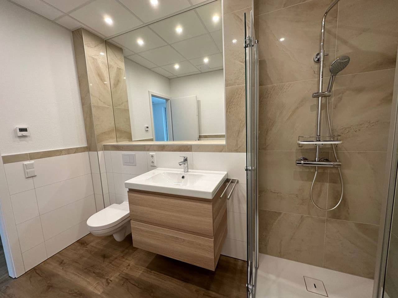 Pronájem bytu 2+1 60 m², Triberg im Schwarzwald, Bádensko-Württembersko Pronájem bytu 2+1 60 m², Triberg im Schwarzwald, Bádensko-Württembersko