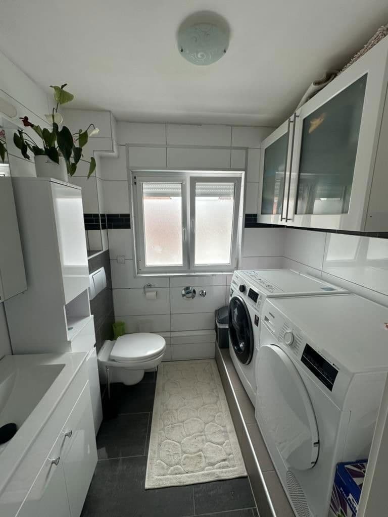 Pronájem bytu 5+1 151 m², Mannheim, Bádensko-Württembersko Pronájem bytu 5+1 151 m², Mannheim, Bádensko-Württembersko