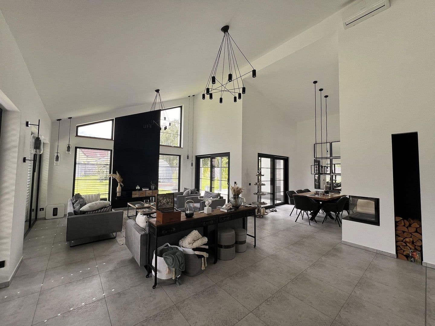 Prodej domu 220 m², pozemek 1.400 m², Senftenberg - Zły Komorow, Braniborsko Prodej domu 220 m², pozemek 1.400 m², Senftenberg - Zły Komorow, Braniborsko