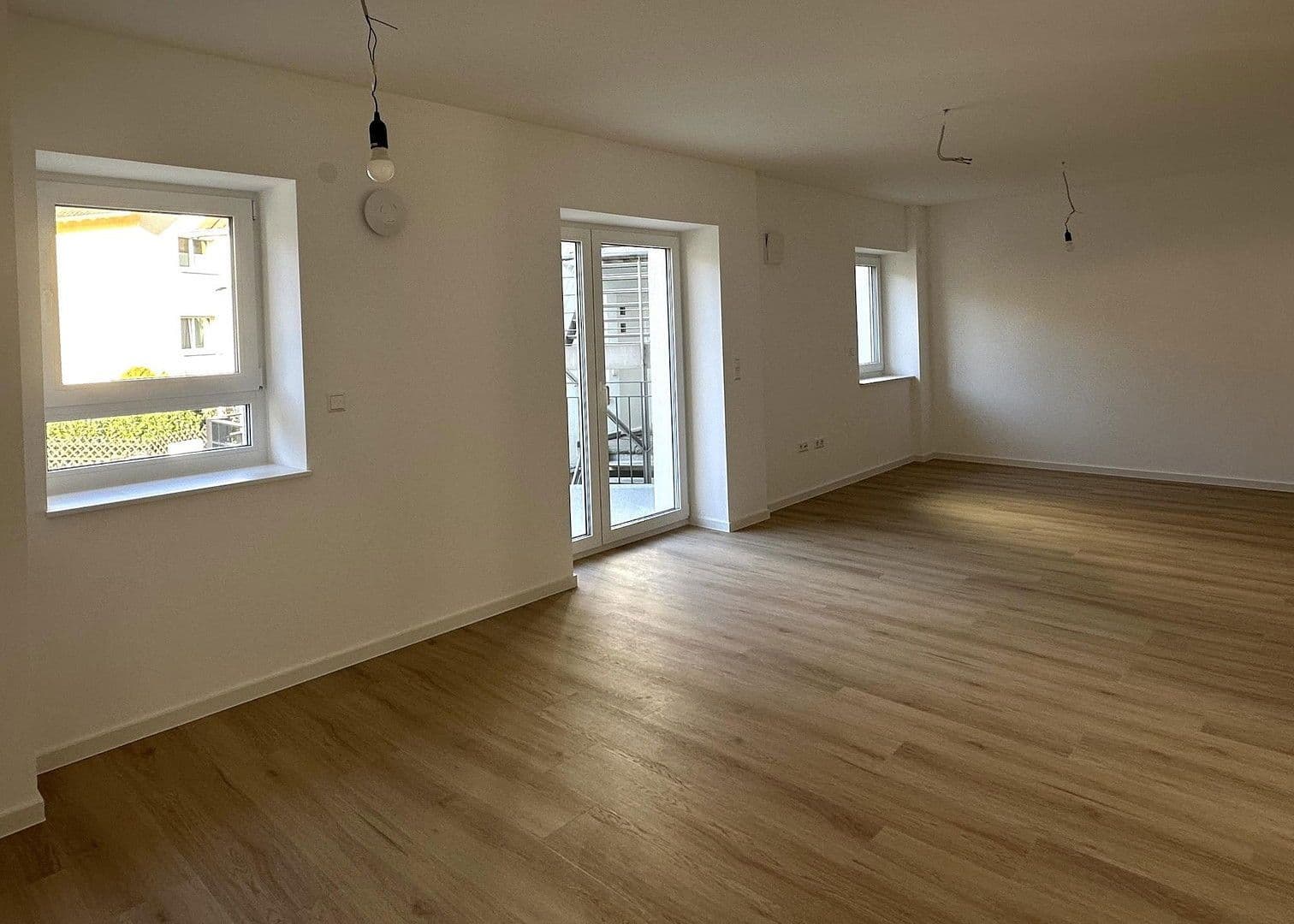 Pronájem bytu 3+1 79 m², Mauerbergstrasse 83, Neuweier, Bádensko-Württembersko Pronájem bytu 3+1 79 m², Mauerbergstrasse 83, Neuweier, Bádensko-Württembersko