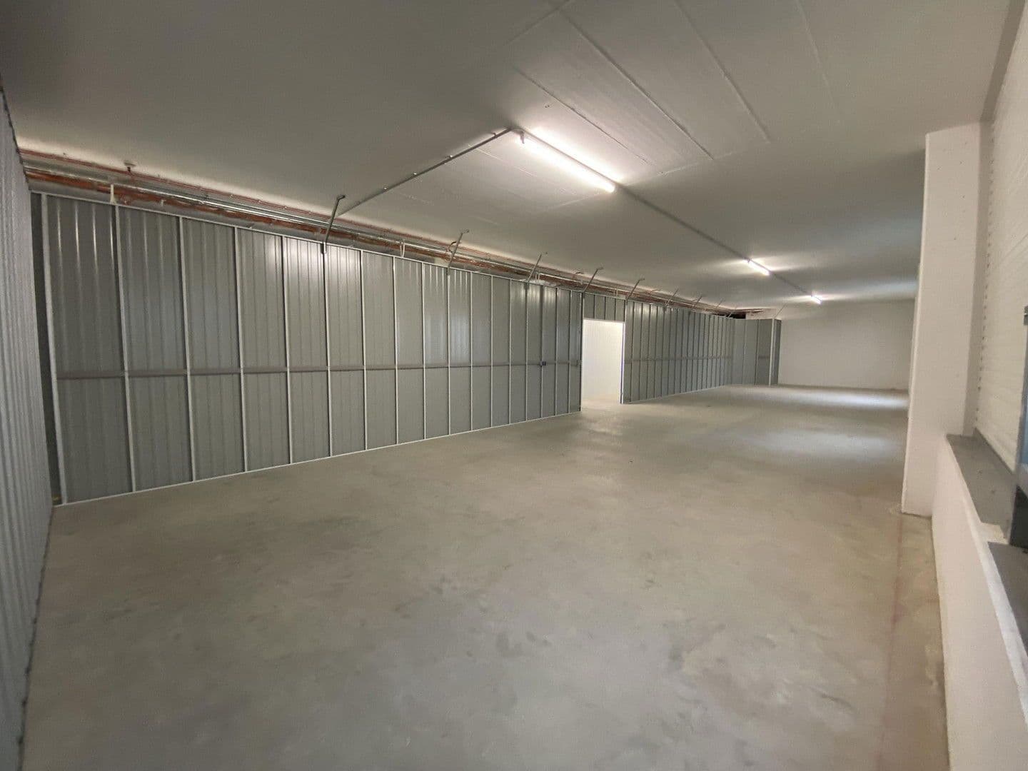 Pronájem nebytového prostoru 131 m², Robert-W.-Kempner-Str. 2a / Dahlemer Weg, Berlin, Berlín Pronájem nebytového prostoru 131 m², Robert-W.-Kempner-Str. 2a / Dahlemer Weg, Berlin, Berlín