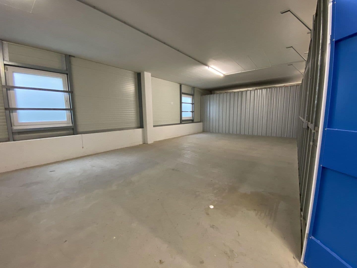 Pronájem nebytového prostoru 131 m², Robert-W.-Kempner-Str. 2a / Dahlemer Weg, Berlin, Berlín Pronájem nebytového prostoru 131 m², Robert-W.-Kempner-Str. 2a / Dahlemer Weg, Berlin, Berlín