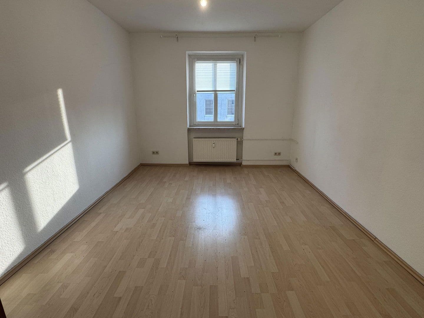 Pronájem bytu 2+1 49 m², Wallstraße 61, Schwerin, Mecklenburg-Vorpommern Pronájem bytu 2+1 49 m², Wallstraße 61, Schwerin, Mecklenburg-Vorpommern