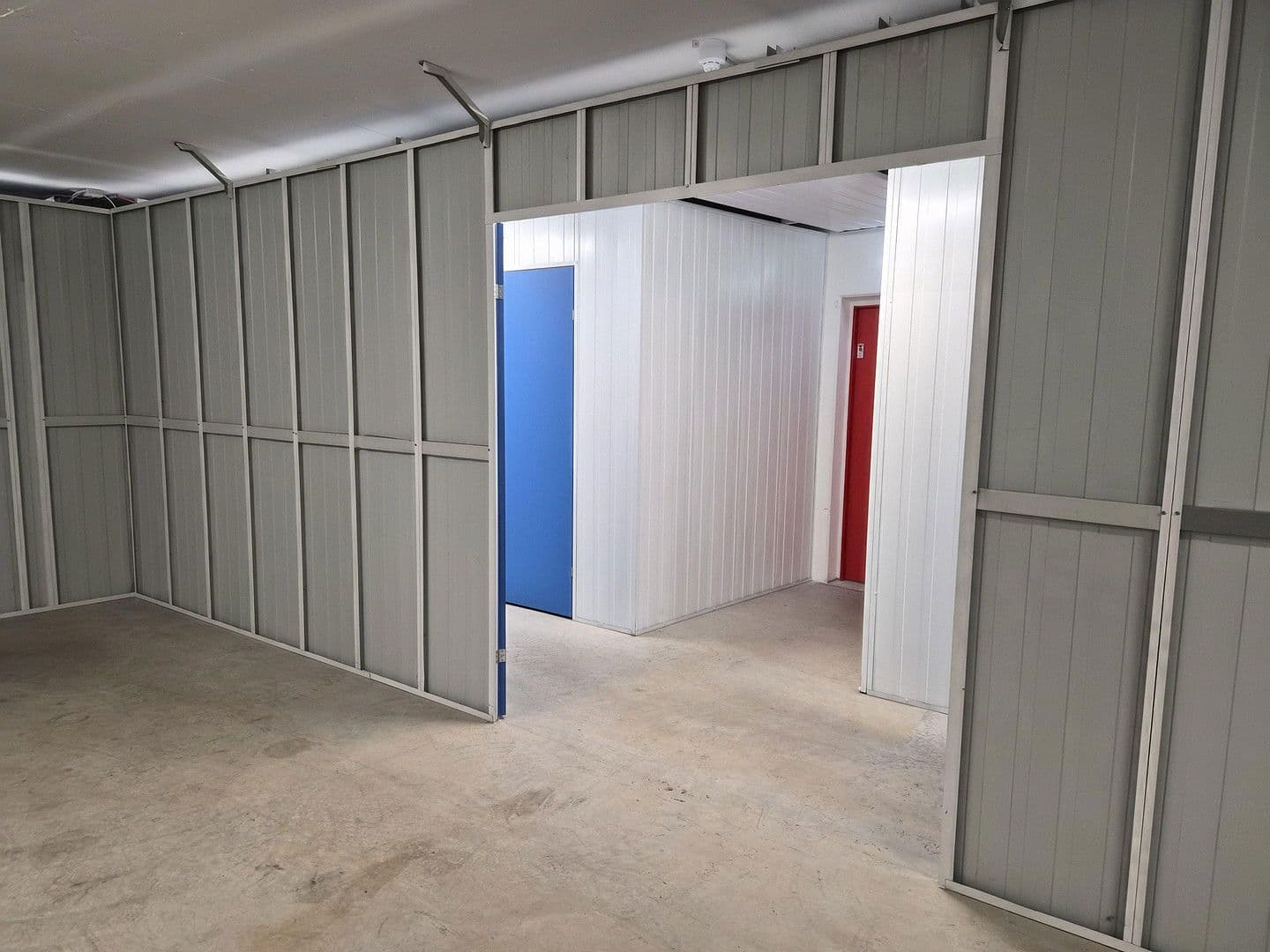 Pronájem nebytového prostoru 170 m², Anni-Eisler-Lehmann-Straße 7, Mainz, Porýní-Falc Pronájem nebytového prostoru 170 m², Anni-Eisler-Lehmann-Straße 7, Mainz, Porýní-Falc