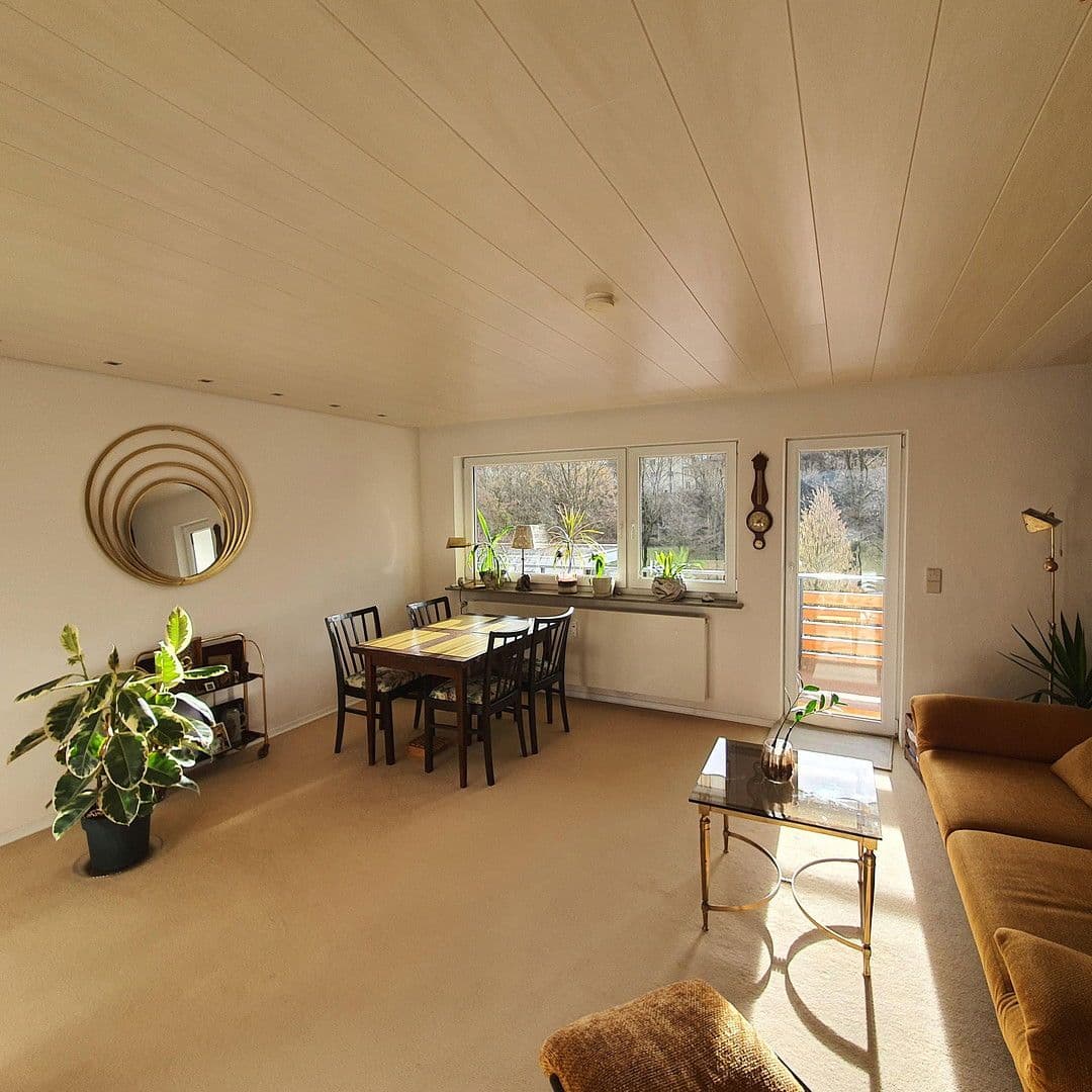 Pronájem bytu 2+1 56 m², Talstraße 28, Stuttgart, Bádensko-Württembersko Pronájem bytu 2+1 56 m², Talstraße 28, Stuttgart, Bádensko-Württembersko