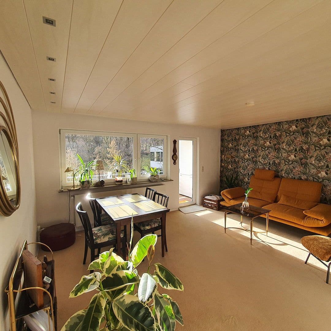 Pronájem bytu 2+1 56 m², Talstraße 28, Stuttgart, Bádensko-Württembersko Pronájem bytu 2+1 56 m², Talstraße 28, Stuttgart, Bádensko-Württembersko