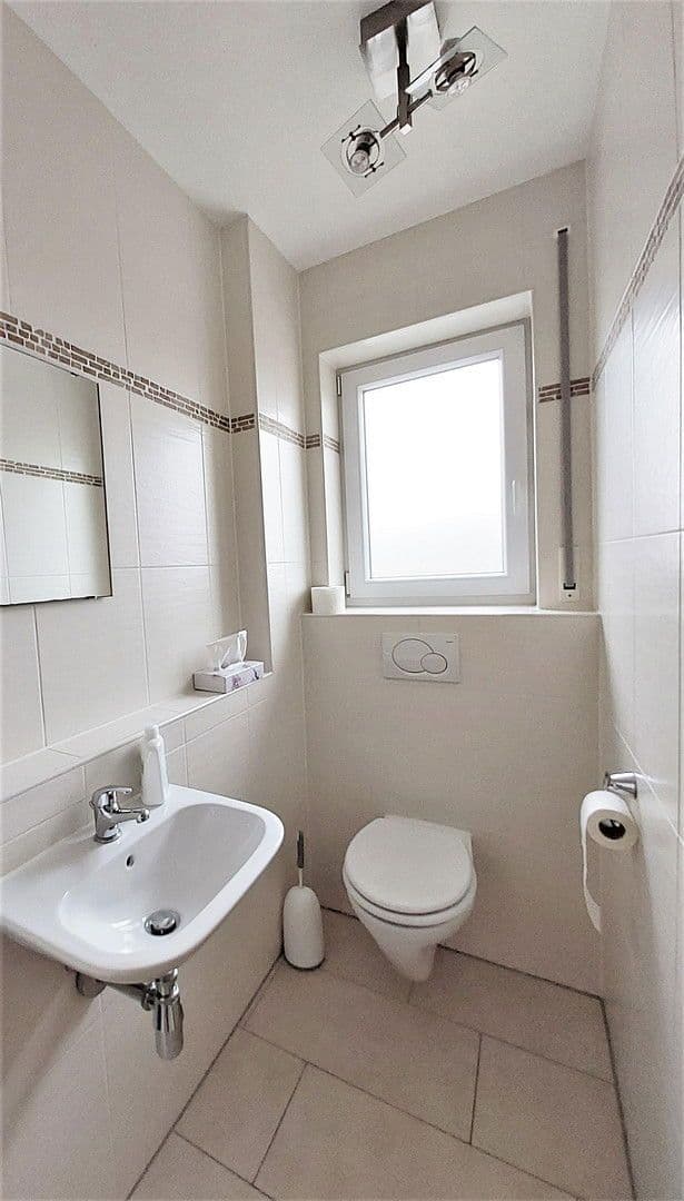 Pronájem domu 158 m², pozemek 239 m², Aalen, Bádensko-Württembersko Pronájem domu 158 m², pozemek 239 m², Aalen, Bádensko-Württembersko