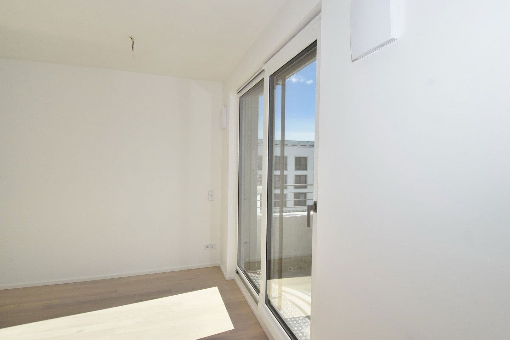 Prodej bytu 1+1 30 m², Trudering Kyivstraße, München Trudering, Bavorsko Prodej bytu 1+1 30 m², Trudering Kyivstraße, München Trudering, Bavorsko