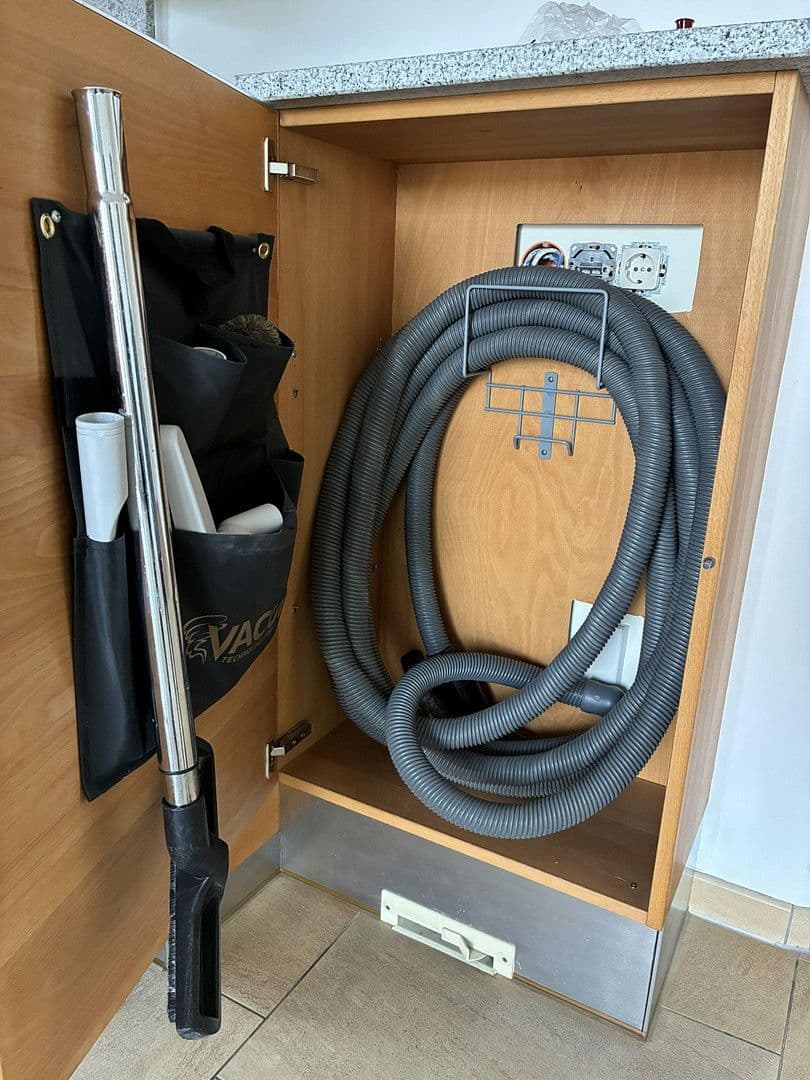 Pronájem bytu 220 m², Groß-Umstadt, Hessen Pronájem bytu 220 m², Groß-Umstadt, Hessen