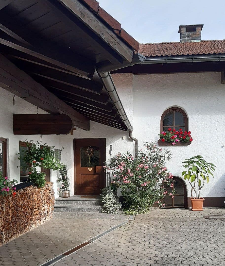 Prodej domu 200 m², pozemek 1.000 m², Burgberg im Allgäu, Bavorsko Prodej domu 200 m², pozemek 1.000 m², Burgberg im Allgäu, Bavorsko