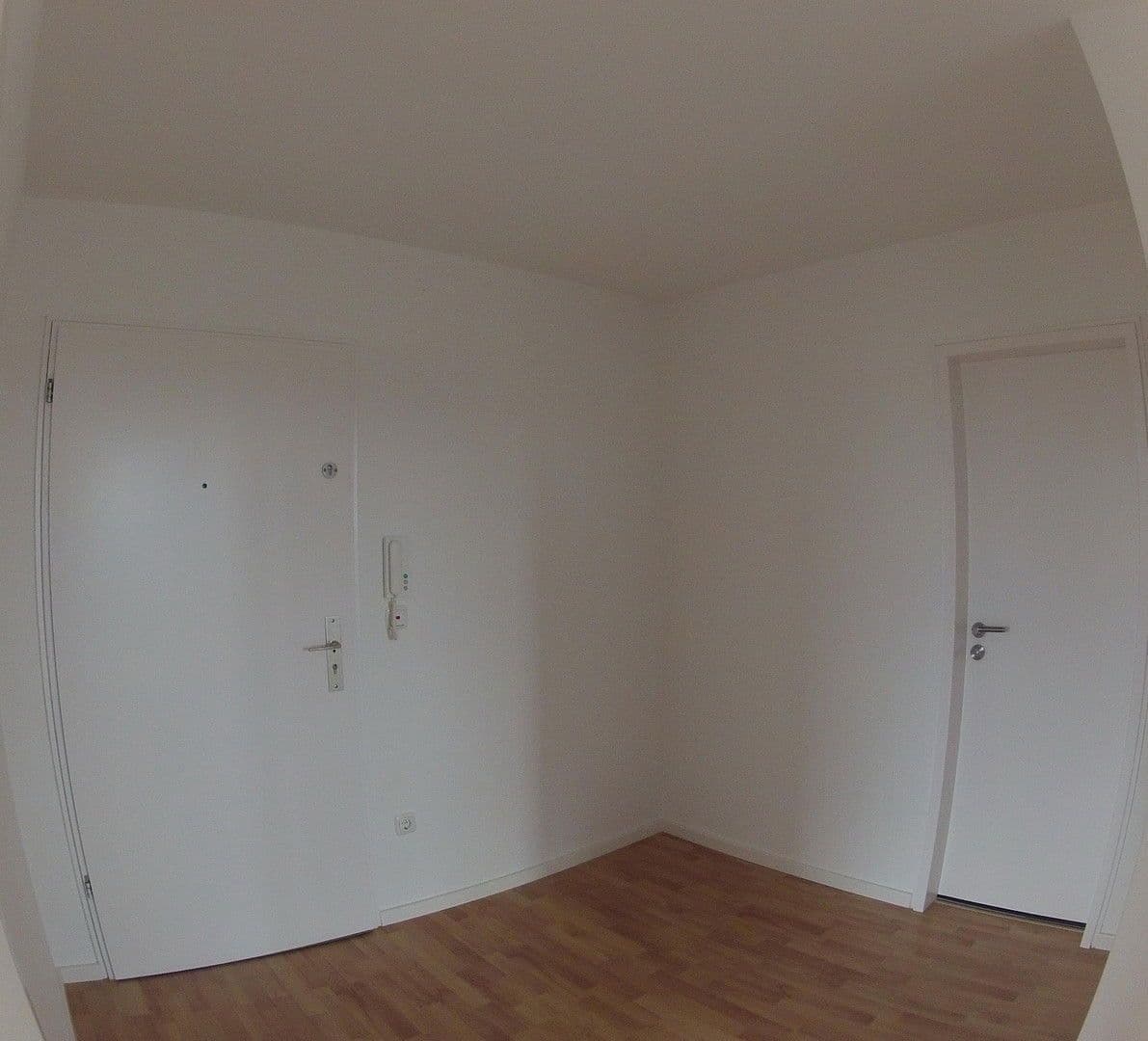 Pronájem bytu 3+1 63 m², Salbauerstrasse 5, München, Bavorsko Pronájem bytu 3+1 63 m², Salbauerstrasse 5, München, Bavorsko