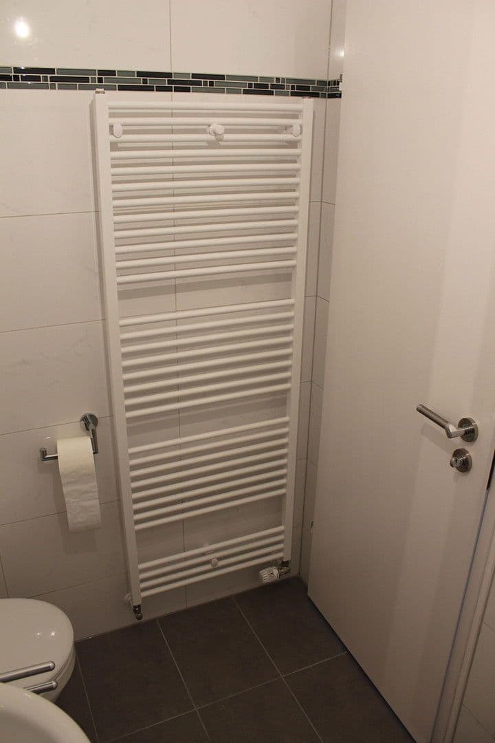 Pronájem bytu 3+1 63 m², Salbauerstrasse 5, München, Bavorsko Pronájem bytu 3+1 63 m², Salbauerstrasse 5, München, Bavorsko