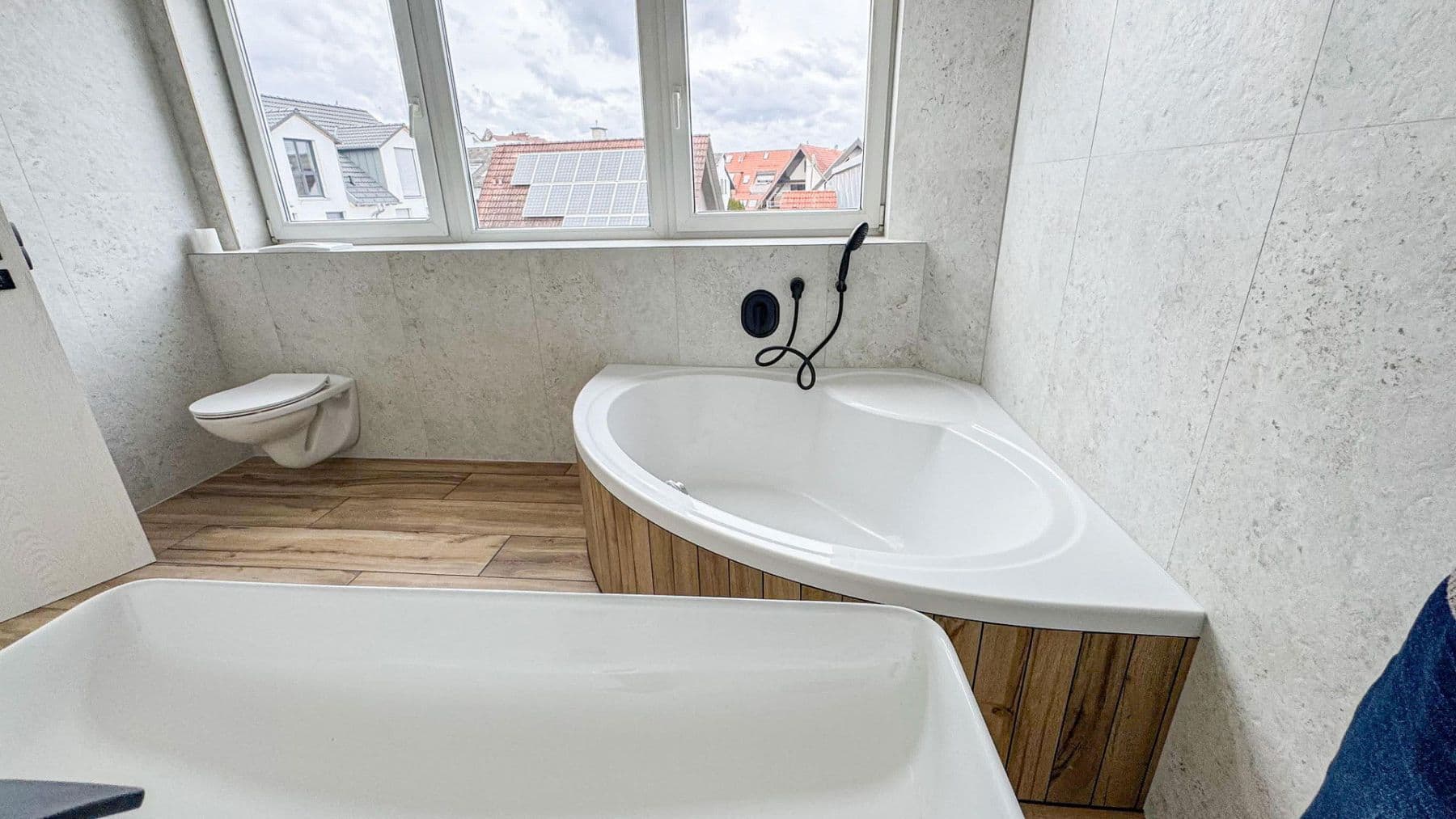 Prodej bytu 4+kk 162 m², Filderstadt, Bádensko-Württembersko Prodej bytu 4+kk 162 m², Filderstadt, Bádensko-Württembersko