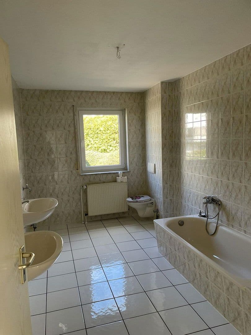 Prodej bytu 3+1 106 m², Konz, Porýní-Falc Prodej bytu 3+1 106 m², Konz, Porýní-Falc