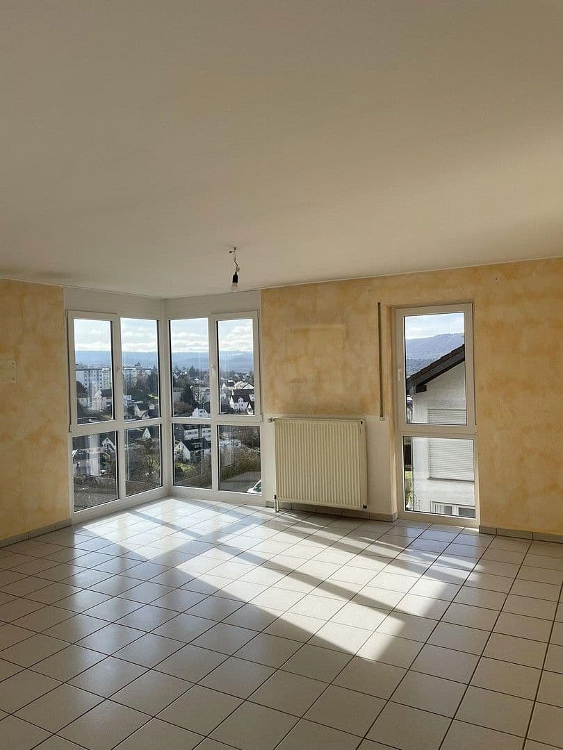 Prodej bytu 3+1 106 m², Konz, Porýní-Falc Prodej bytu 3+1 106 m², Konz, Porýní-Falc